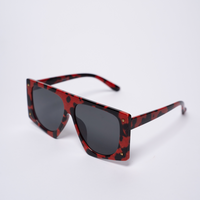 Kim Oversized Sunglasses Leopard or Red